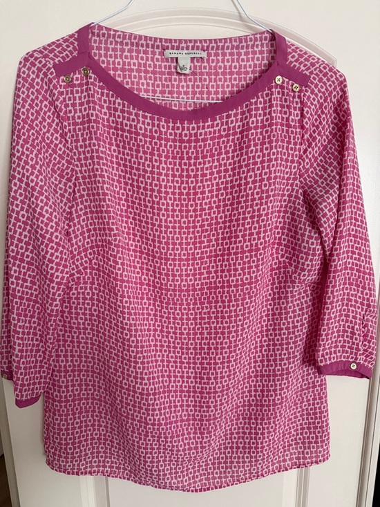 Banana Republic Tops - Banana Republic Pink Geometric Boatneck 3/4 Sleeve Top